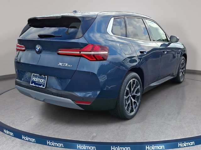New 2026 Arctic Race Blue metallic BMW 30 xDrive image 4