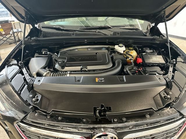 Used 2023 Black Buick Essence image 19