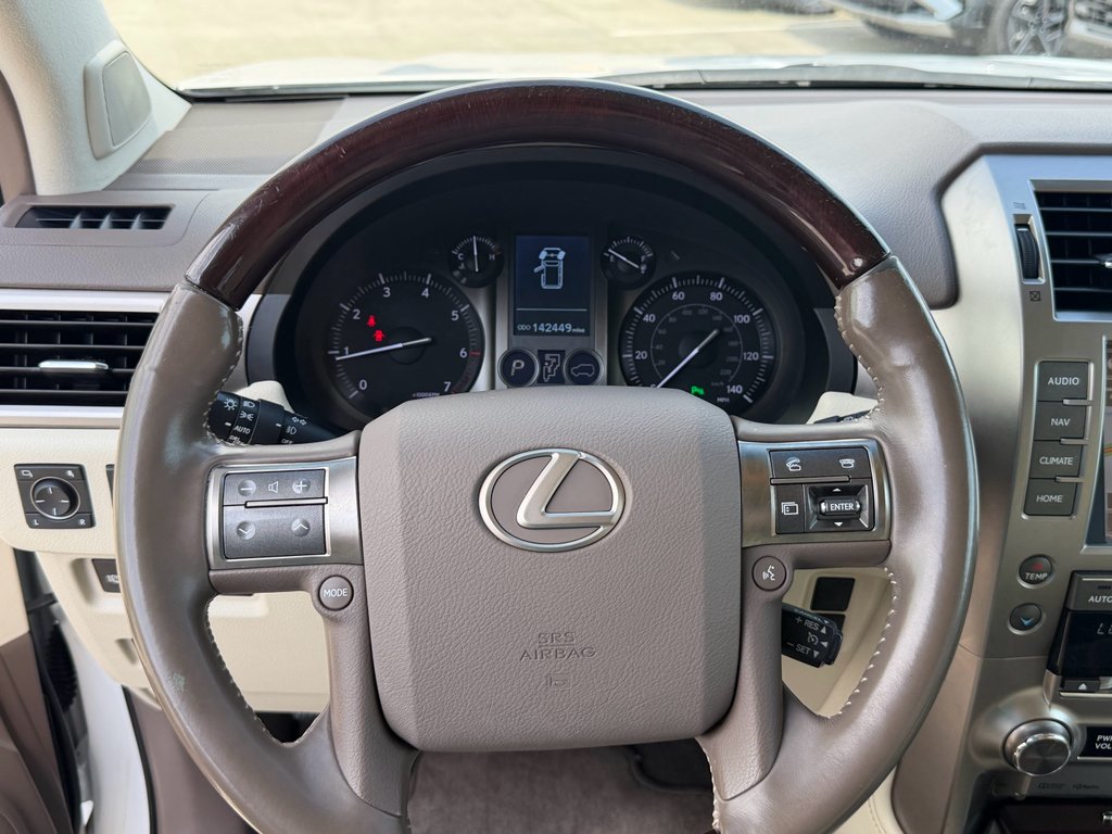 Used 2019 Starfire Pearl Lexus Premium image 19