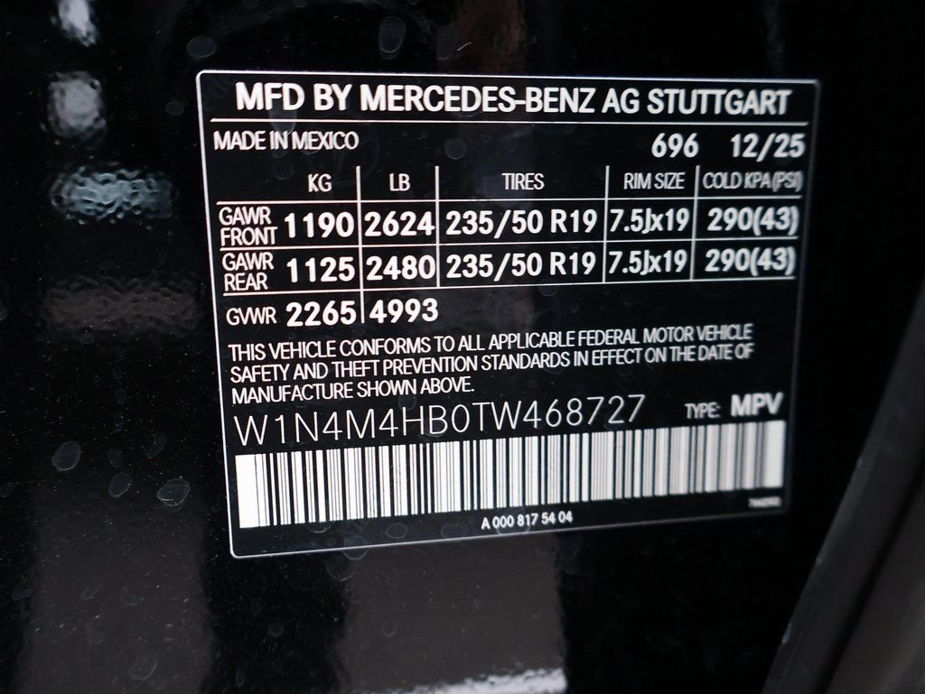 New 2026 Night Black Mercedes-Benz GLB 250 image 41