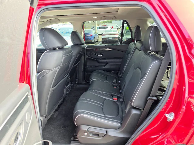 Certified Used 2025 Radiant Red Metallic II Honda AWD Elite image 24