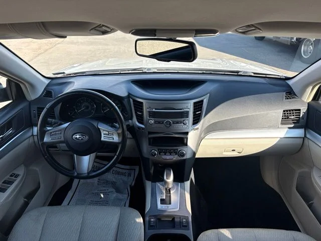 Used 2010 White Subaru 2.5i Premium image 16