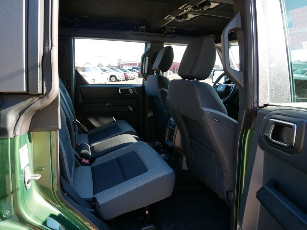 2025 Ford Bronco 4-Door Base - Photo 9
