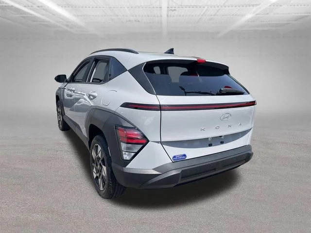 Used 2025 Gray Hyundai SEL image 9