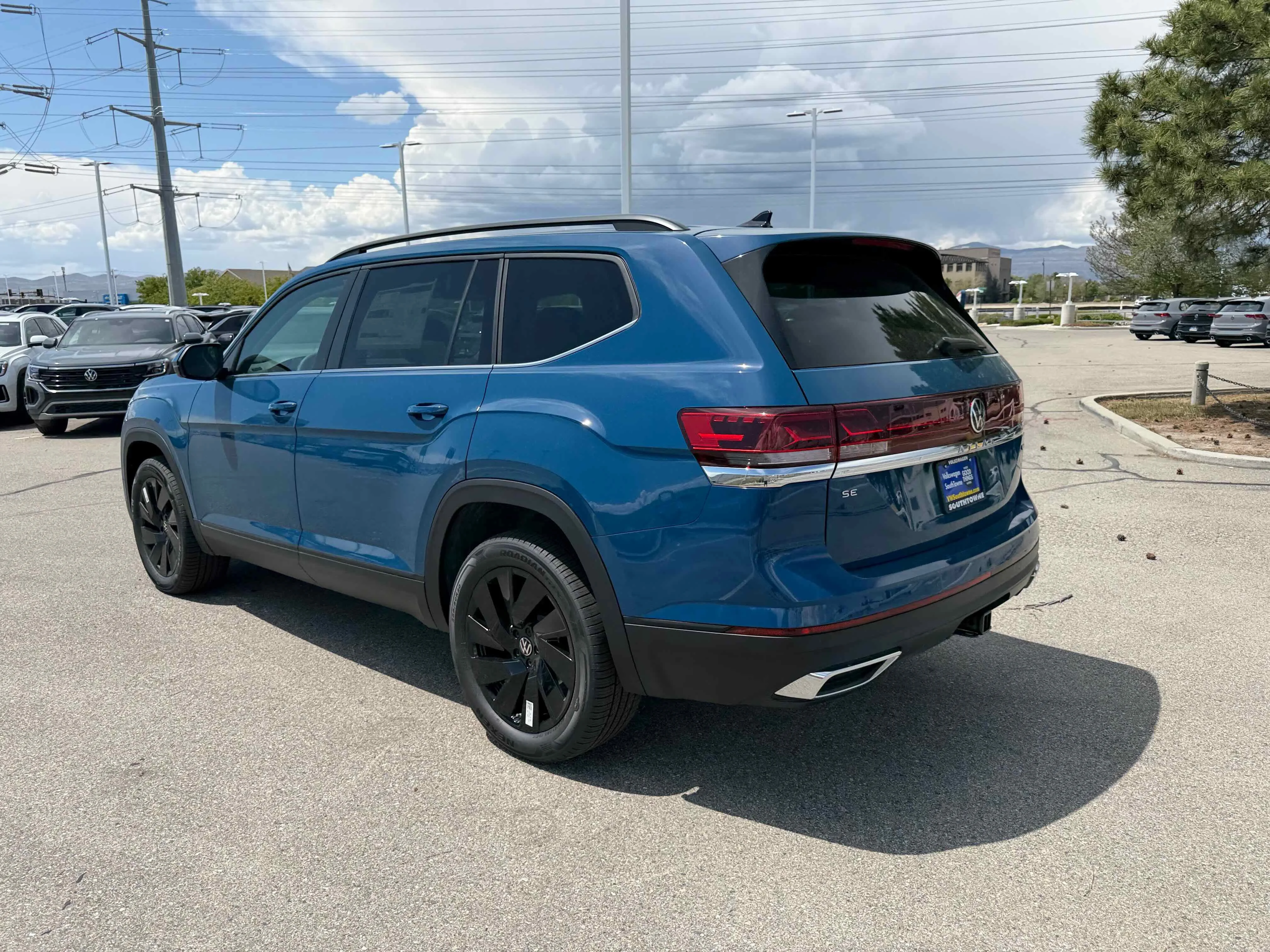 New 2026 Blue Volkswagen 2.0T SE w/Technology image 5