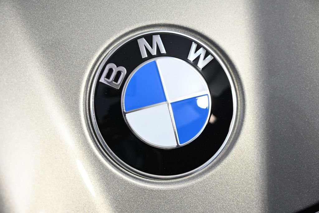 2026 BMW 5 Series 530i - Photo 13
