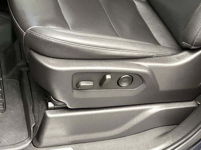 Used 2024 Titanium Rush Metallic GMC Elevation image 12