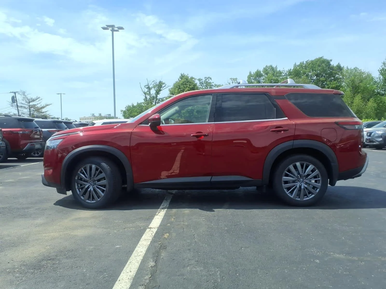 Certified Used 2023 Scarlet Ember Tintcoat Nissan SL image 8