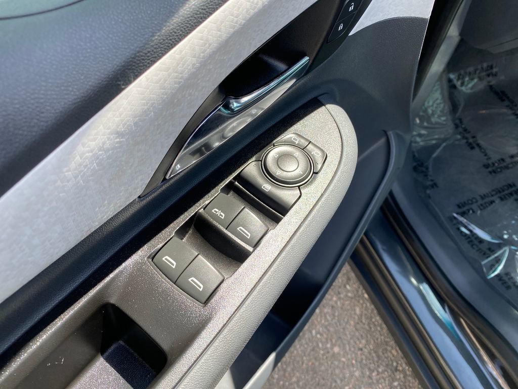 Used 2019 (Includes (TUS) Black grille.) Chevrolet LT image 11