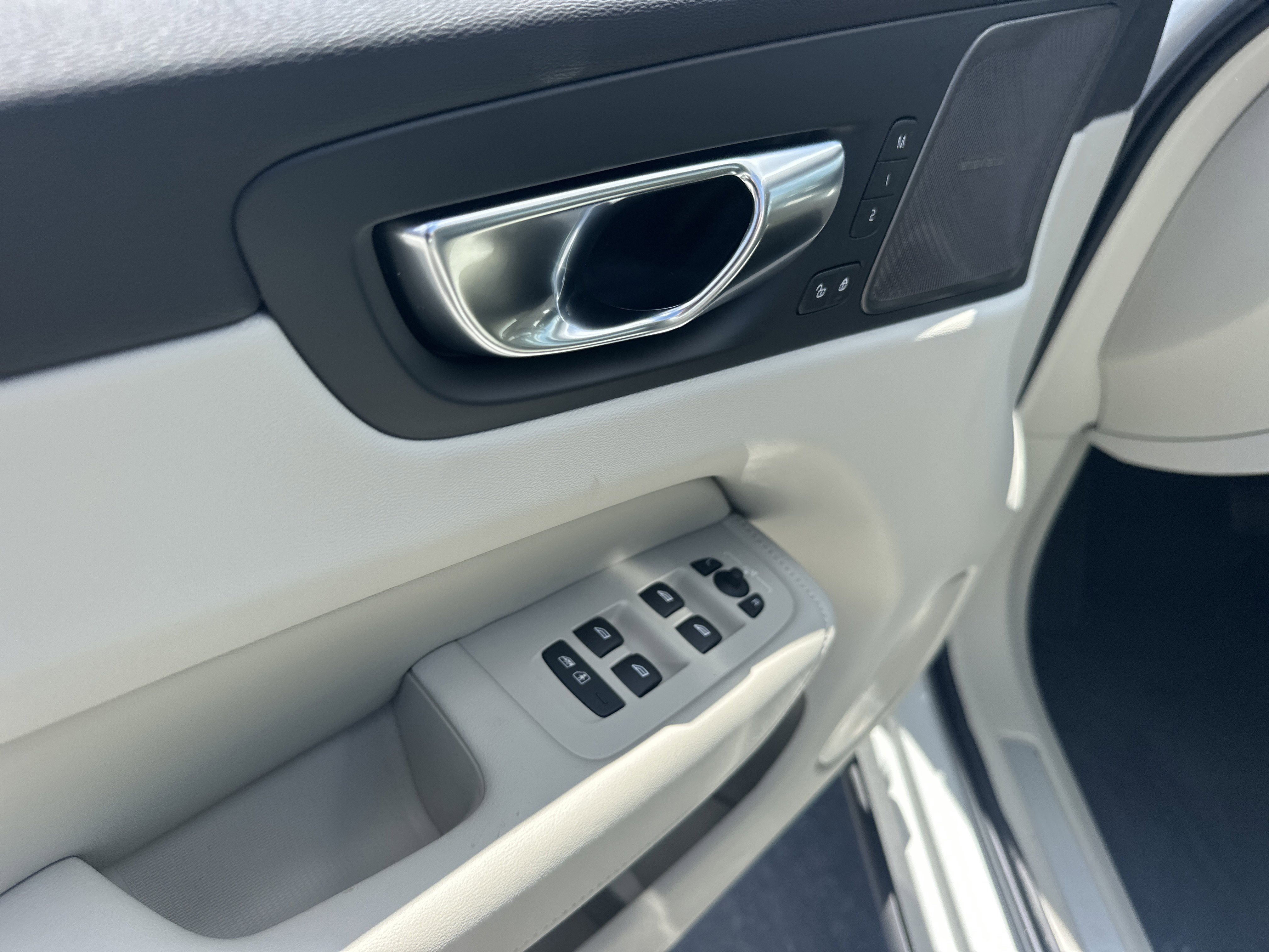 New 2026  Volvo Ultra image 17