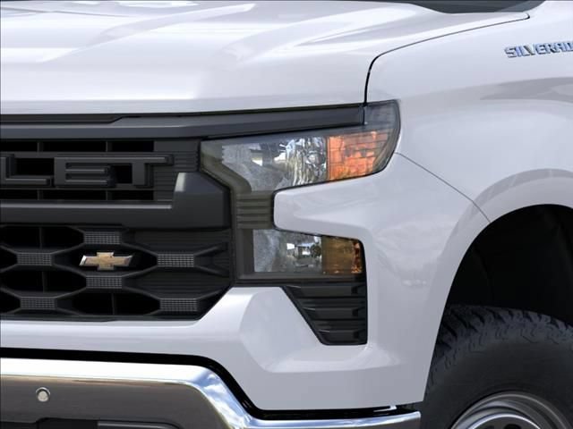 New 2026 Summit White Chevrolet WT image 10