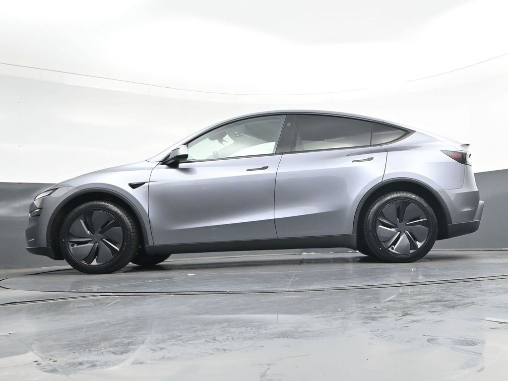 Used 2026 Quicksilver Tesla Long Range image 32