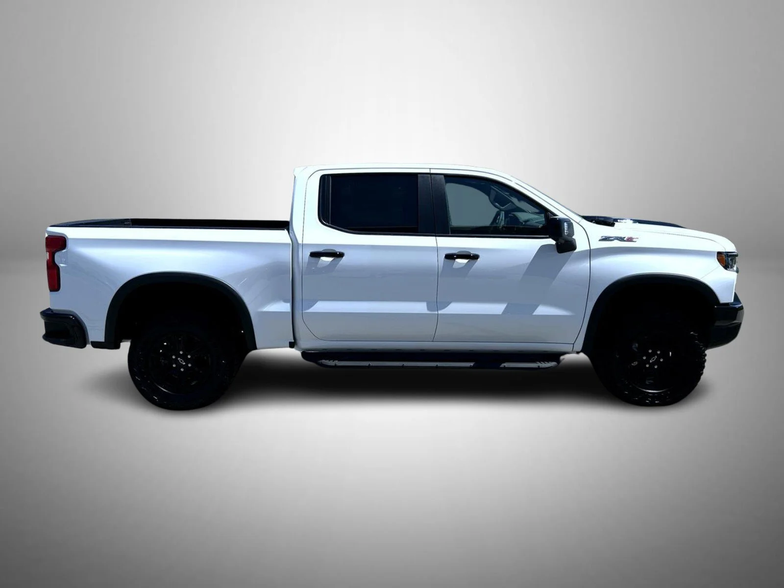 New 2026 Summit White Chevrolet ZR2 image 4
