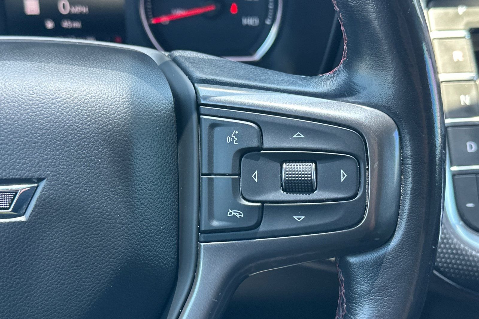 Used 2021 White Chevrolet RST image 27