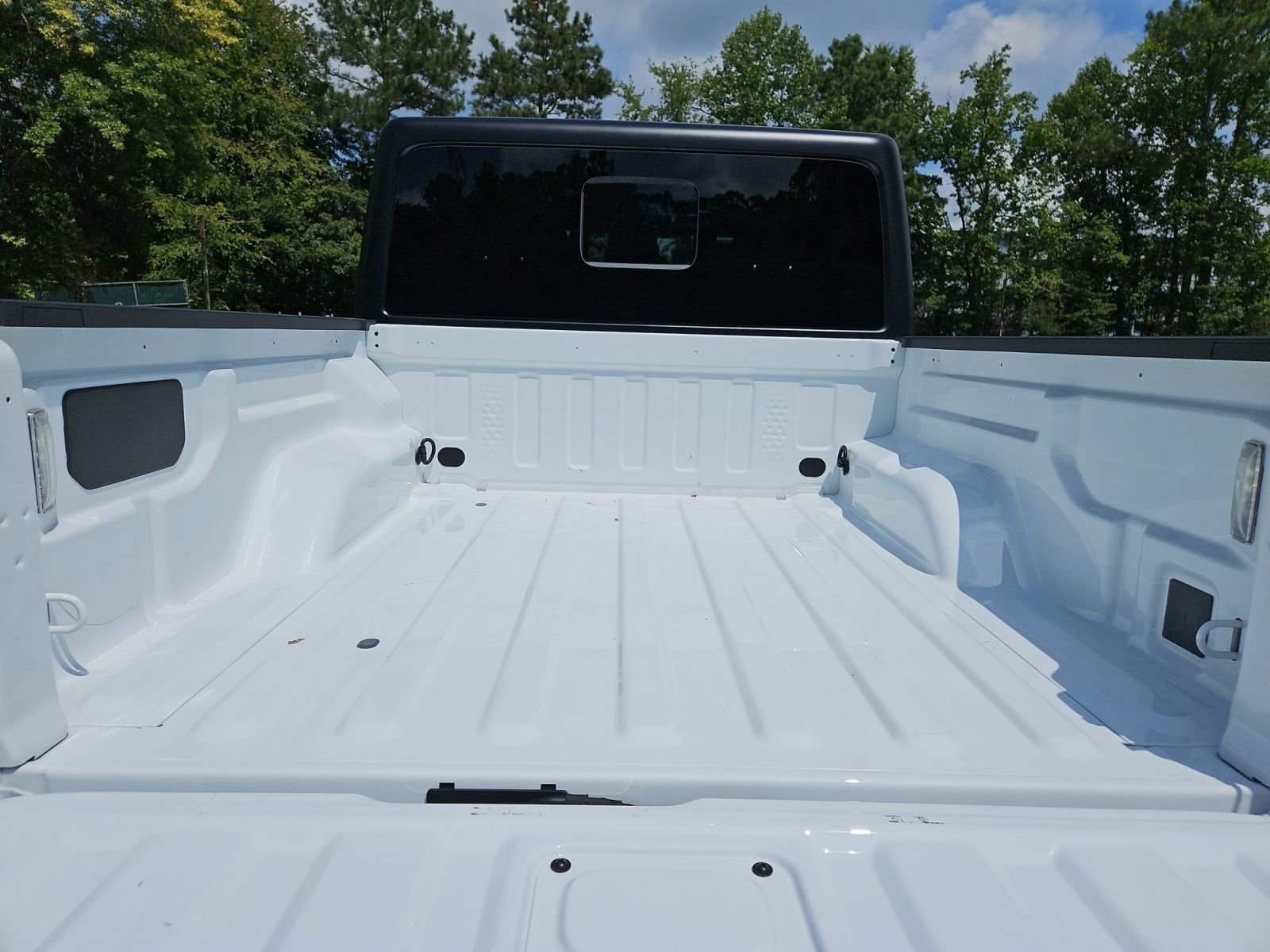 Used 2026 White Jeep Mojave image 19