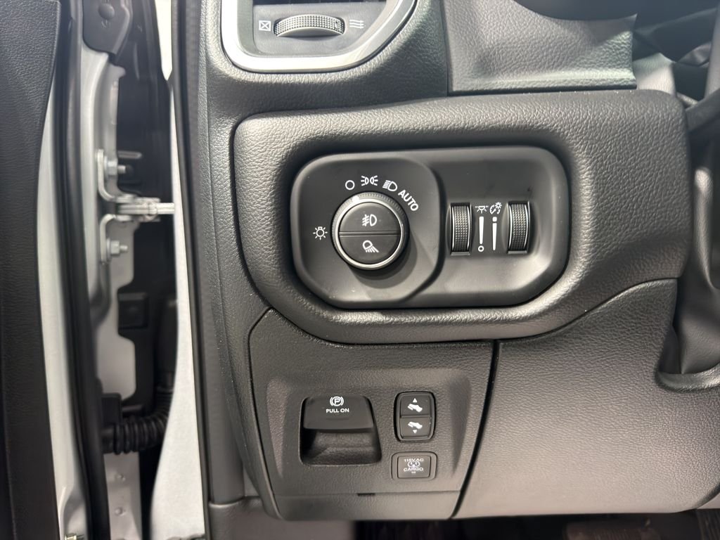 New 2026 Silver Zynith Exterior Paint RAM Laramie image 22