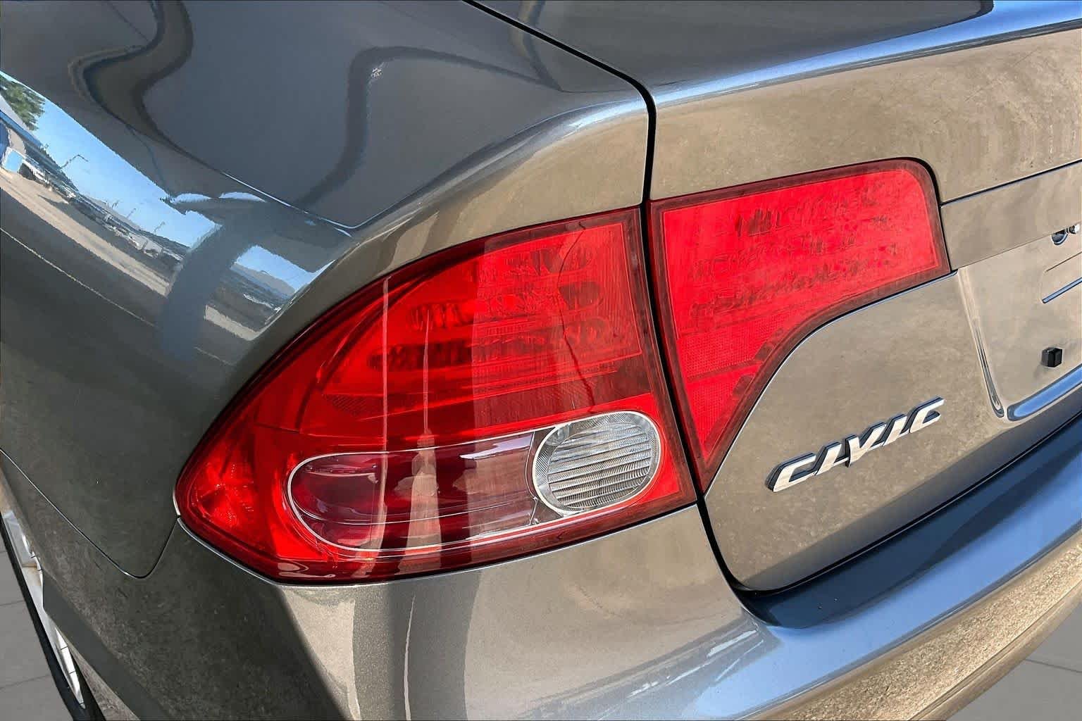Used 2006 Galaxy Gray Metallic Honda EX image 27