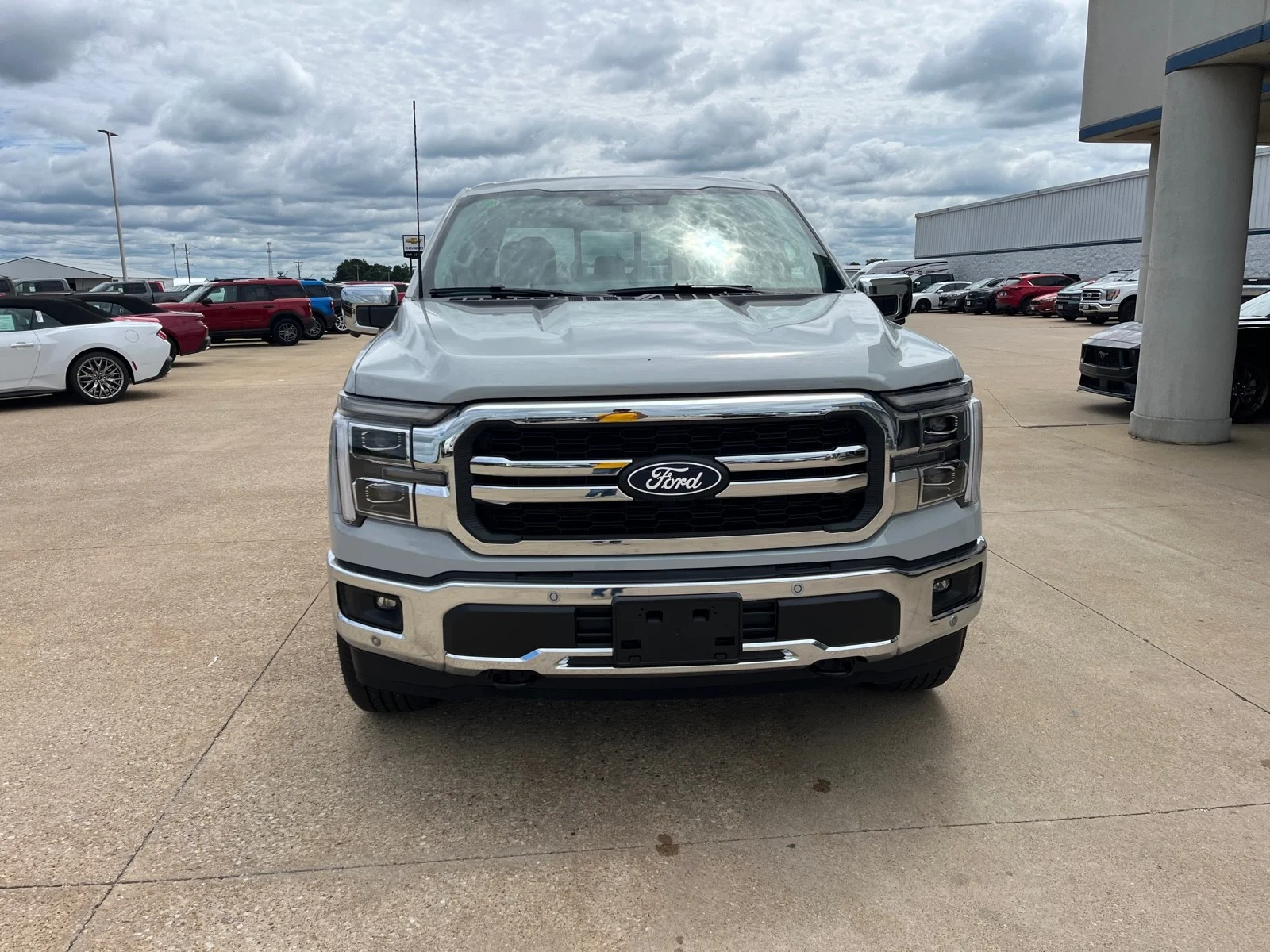New 2026 Avalanche Ford Lariat® image 3