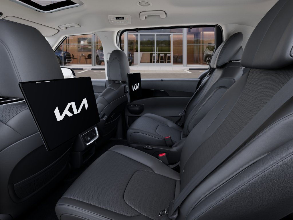 New 2026 Ceramic Silver Kia SX Prestige image 18