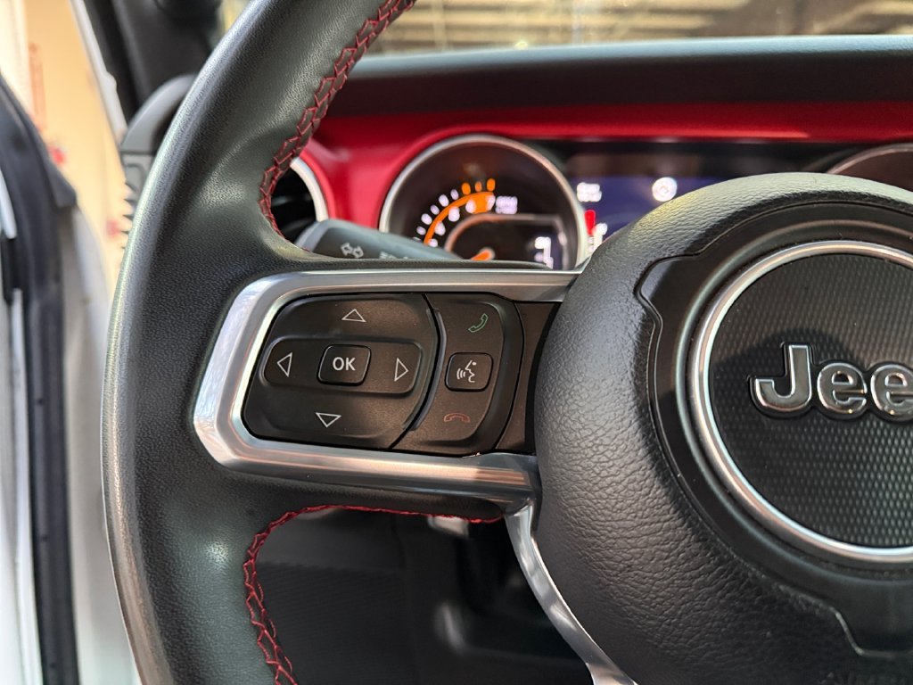 Used 2023 White Jeep Rubicon image 24