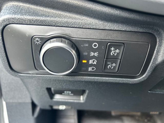 Used 2022 White Ford Black Diamond image 28