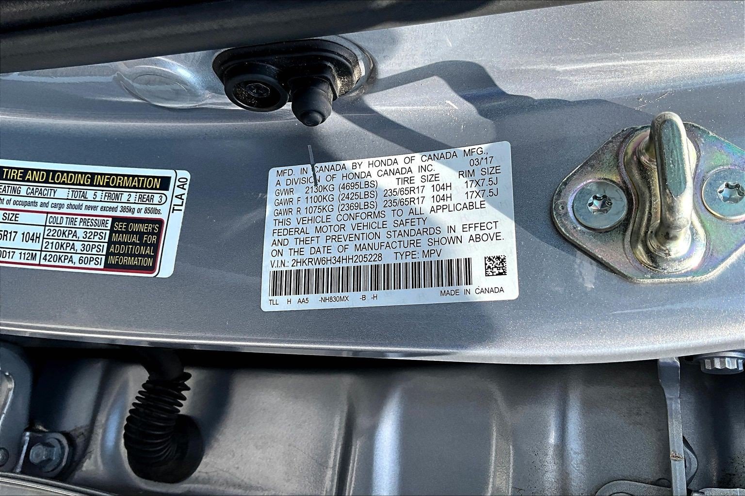 Used 2017 Silver Honda LX image 17