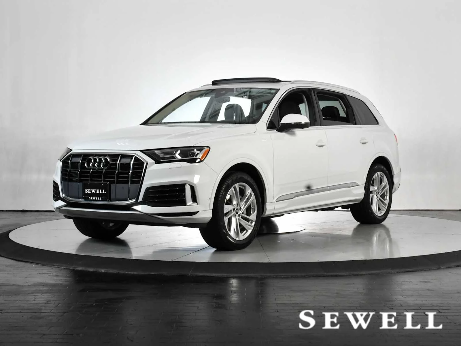 2023 Audi Q7 Premium