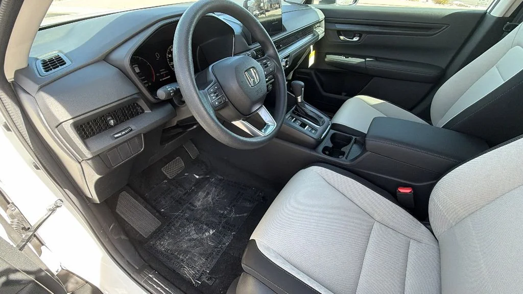 2026 Honda CR-V LX - Photo 13
