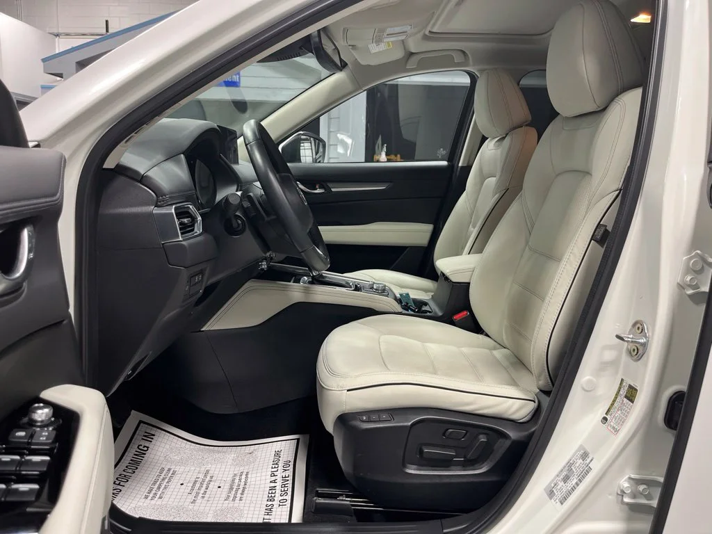 Used 2024 White Metallic Mazda 2.5 S Premium Plus Package image 11