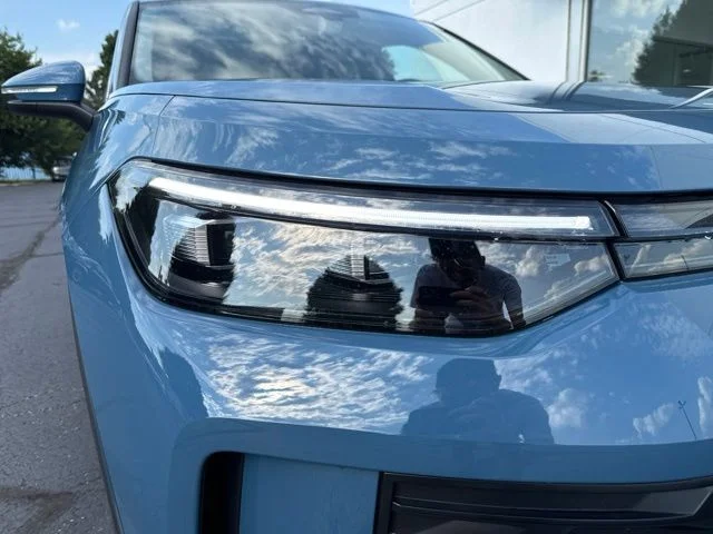 New 2026 Monterey Blue Pearl Volkswagen SE image 42