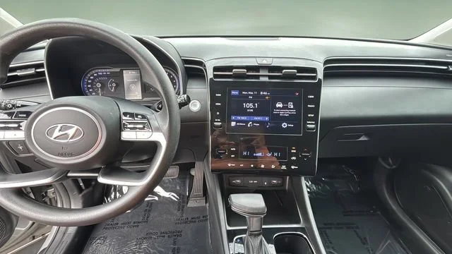 Used 2024 Silver Hyundai SEL image 11