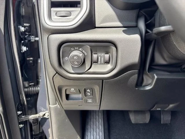 New 2026 Forged Blue Metallic Exterior Paint RAM BIG HORN image 29