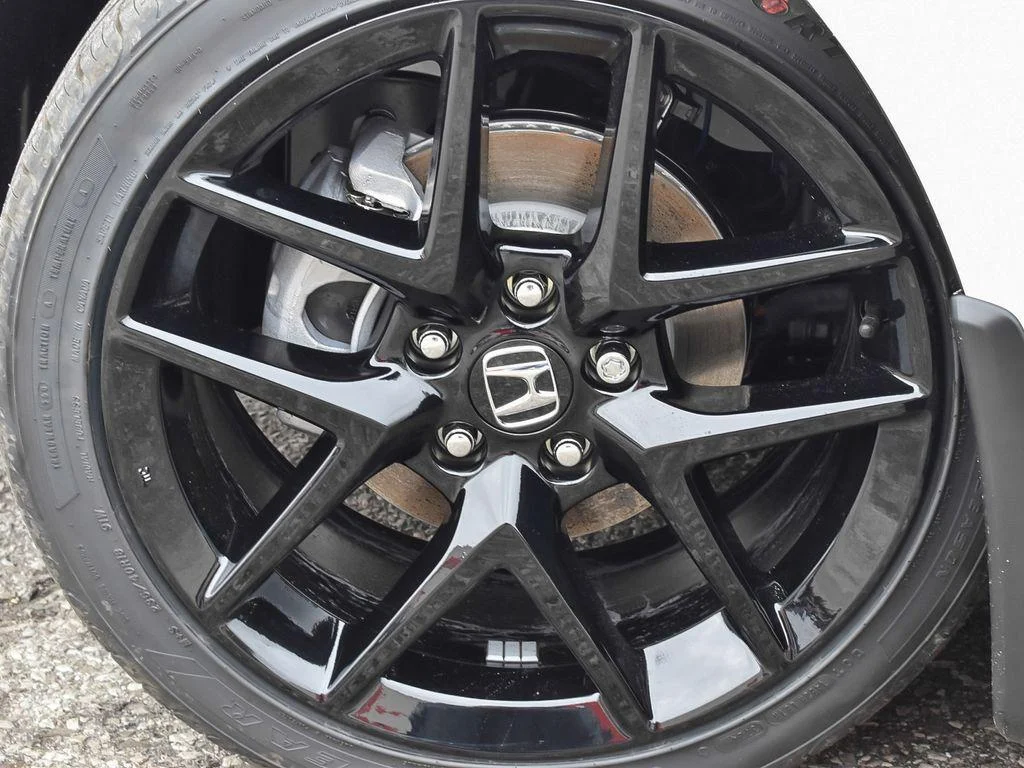 New 2026 Platinum White Pearl Honda Sport CVT Sporty looks. Practical soul image 8