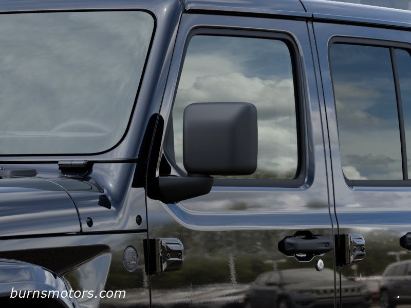 New 2026 Black Clear-Coat Exterior Paint Jeep Sahara 4-Door image 12