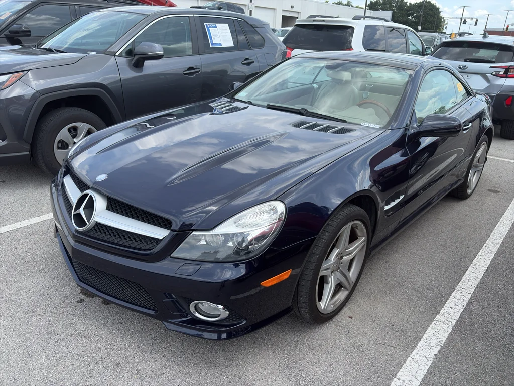 Used 2009 Capri Blue Metallic Mercedes-Benz V8 image 2