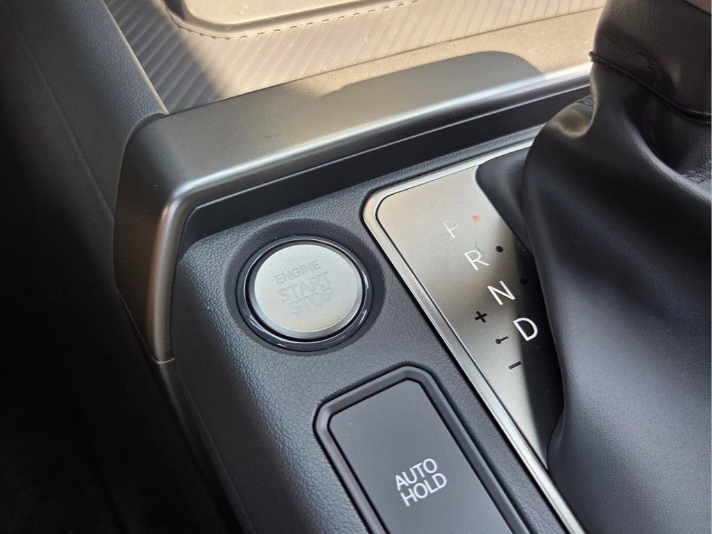 New 2027 Magma Red Matte Kia X-Line S image 24