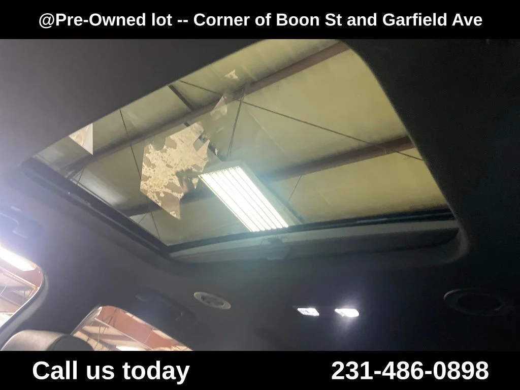 Used 2023 Beige Chevrolet High Country image 13