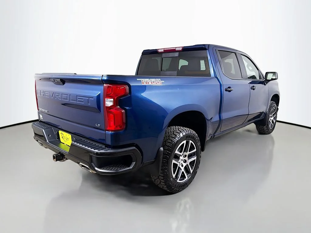 Used 2019 Blue Chevrolet LT Trail Boss image 6