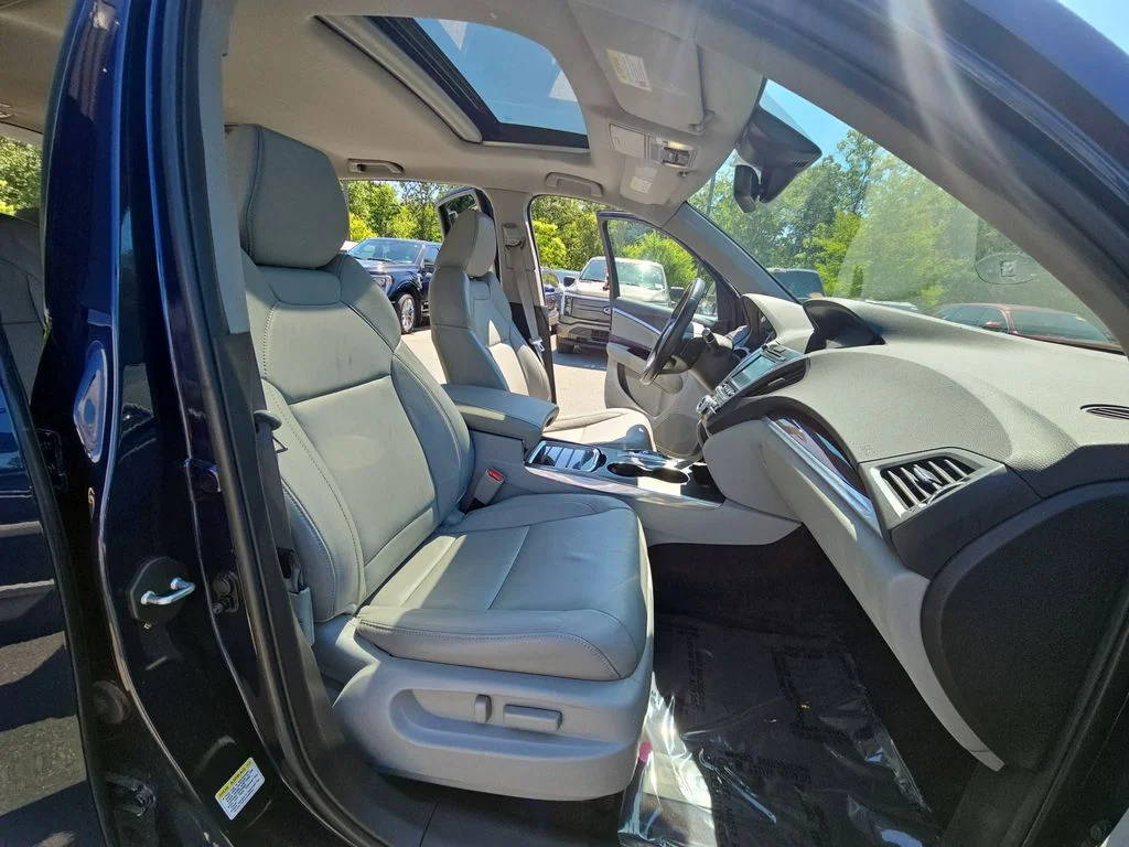Used 2016  Acura 3.5L image 10