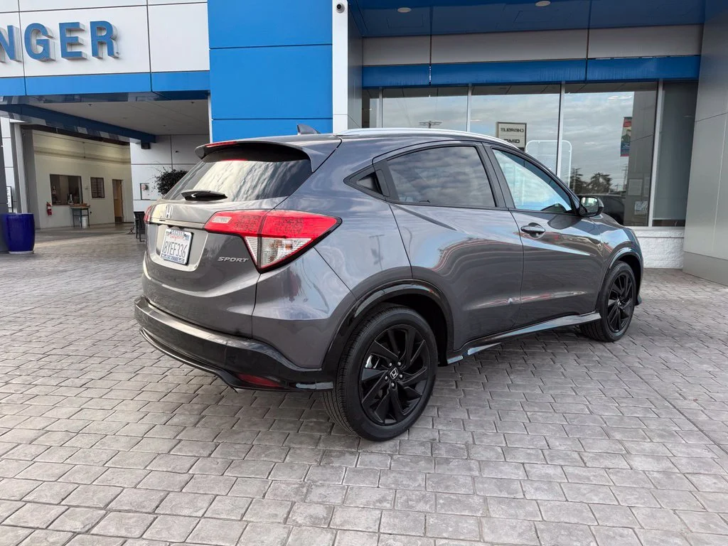 Used 2022  Honda Sport image 11