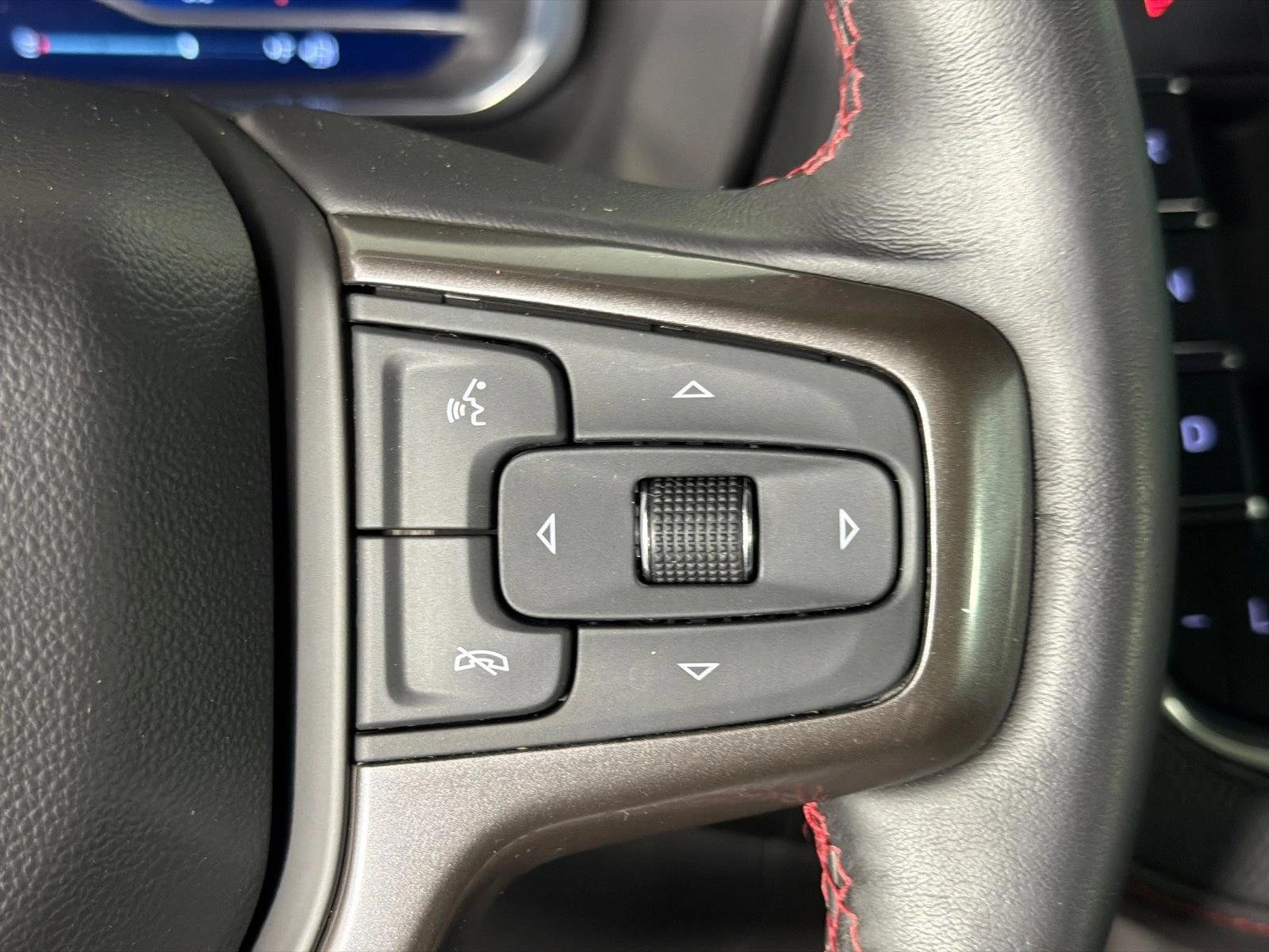 Used 2022 Evergreen Gray Metallic Chevrolet RST image 26