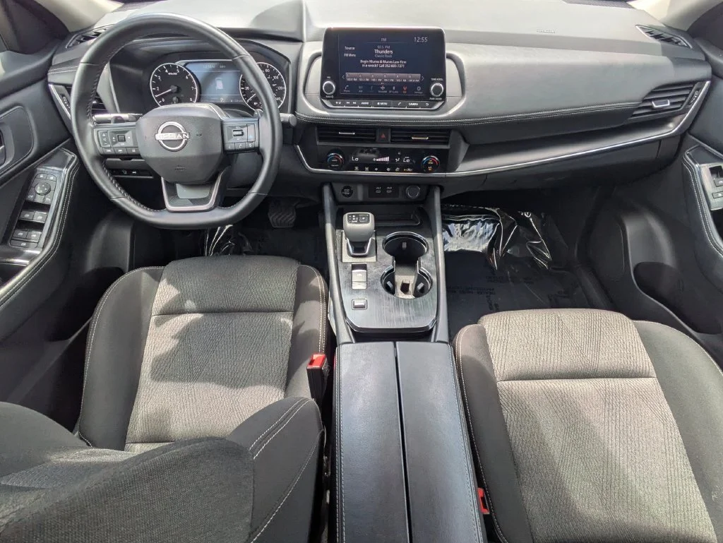 Used 2025 Gun Metallic Nissan SV image 15