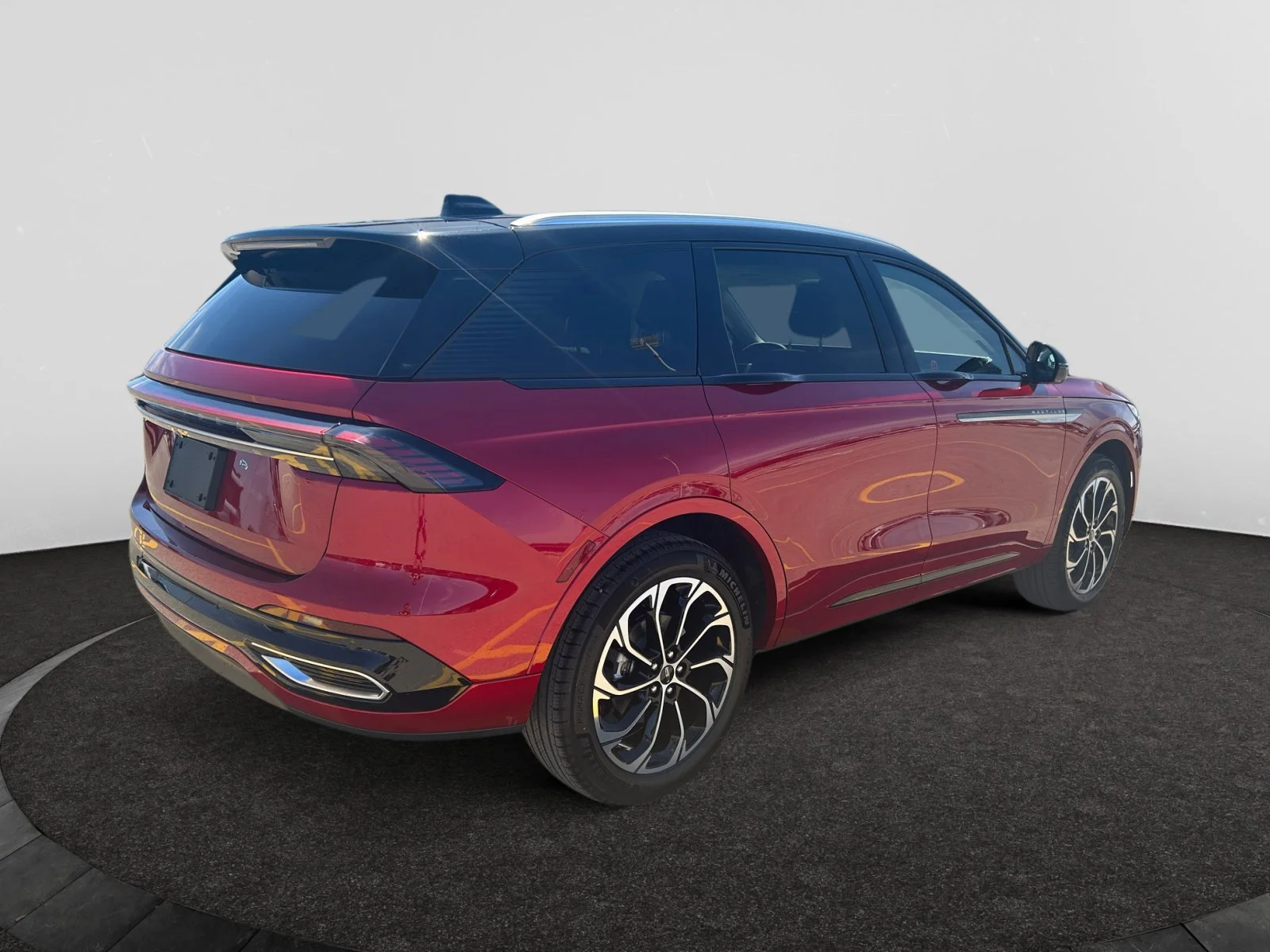 New 2026 Red Carpet Metallic Tinted Clearcoat Lincoln Reserve image 5