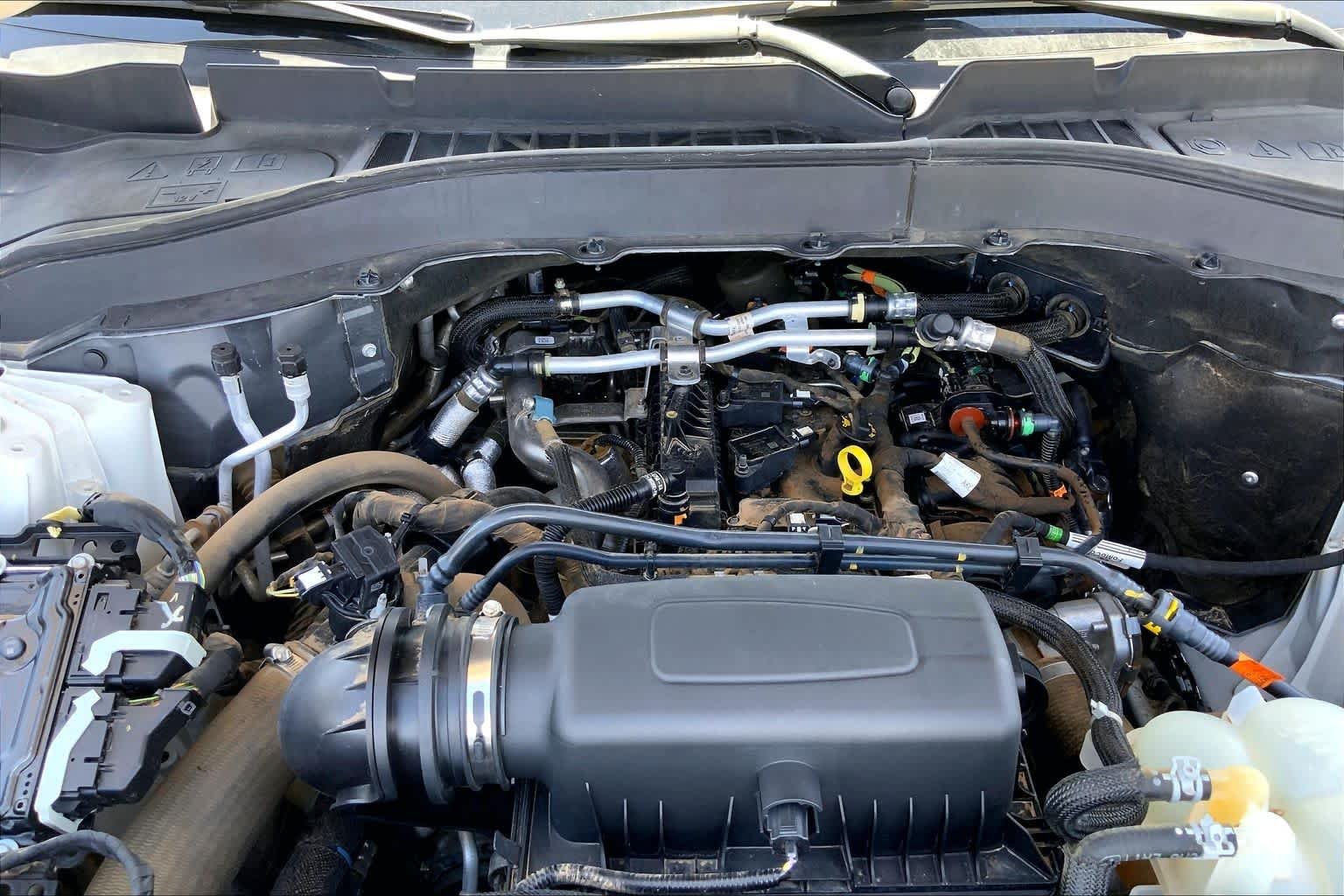 Used 2021 Star White Metallic Tri-Coat Ford XLT image 32