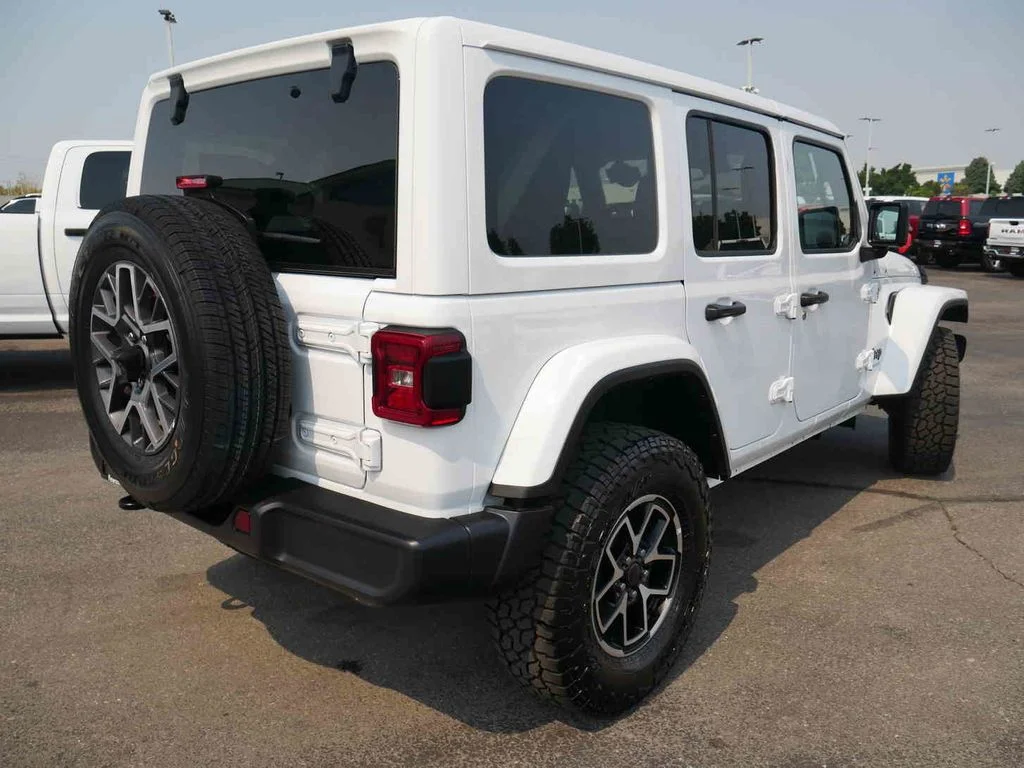 Certified Used 2025 White Jeep Sahara image 20