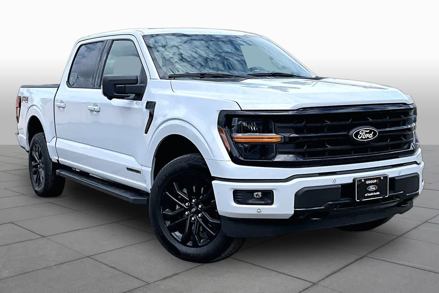 Certified Used 2025 Space White Metallic Ford XLT image 3