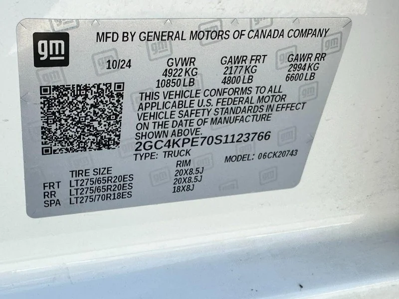 Certified Used 2025 Summit White / White Chevrolet 4WD Crew Cab 159" LTZ image 25