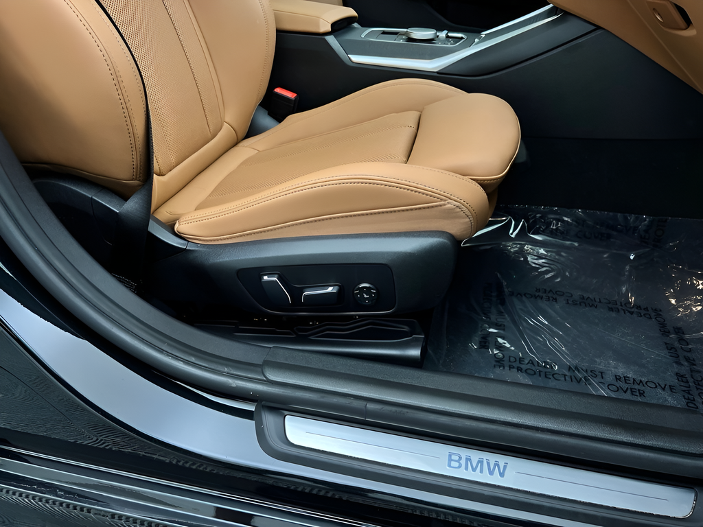 Used 2026 Black Sapphire Metallic BMW 330i xDrive image 32