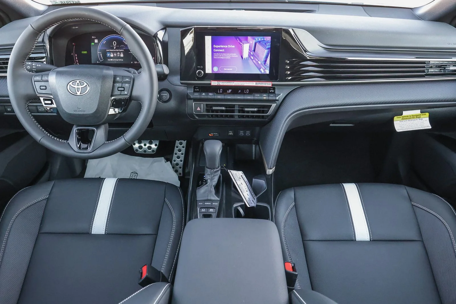 New 2026 Ocean Gem Toyota SE image 2