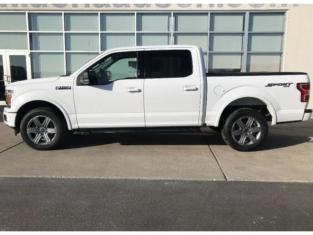 Used 2019 Oxford White Ford XLT image 5